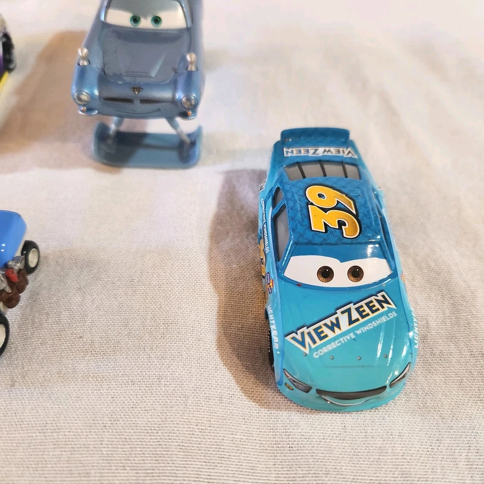 Disney Cars Diecast Lot Of 8 Collectible Vehicles Lightning McQueen, Mater... - Image 4 of 4