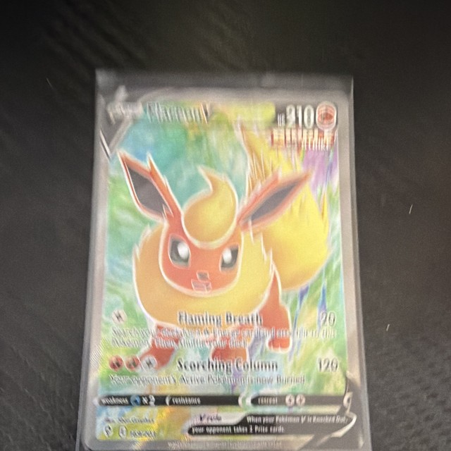 Flareon V (Full Art) 169/203 SWSH07: Evolving Skies Holo