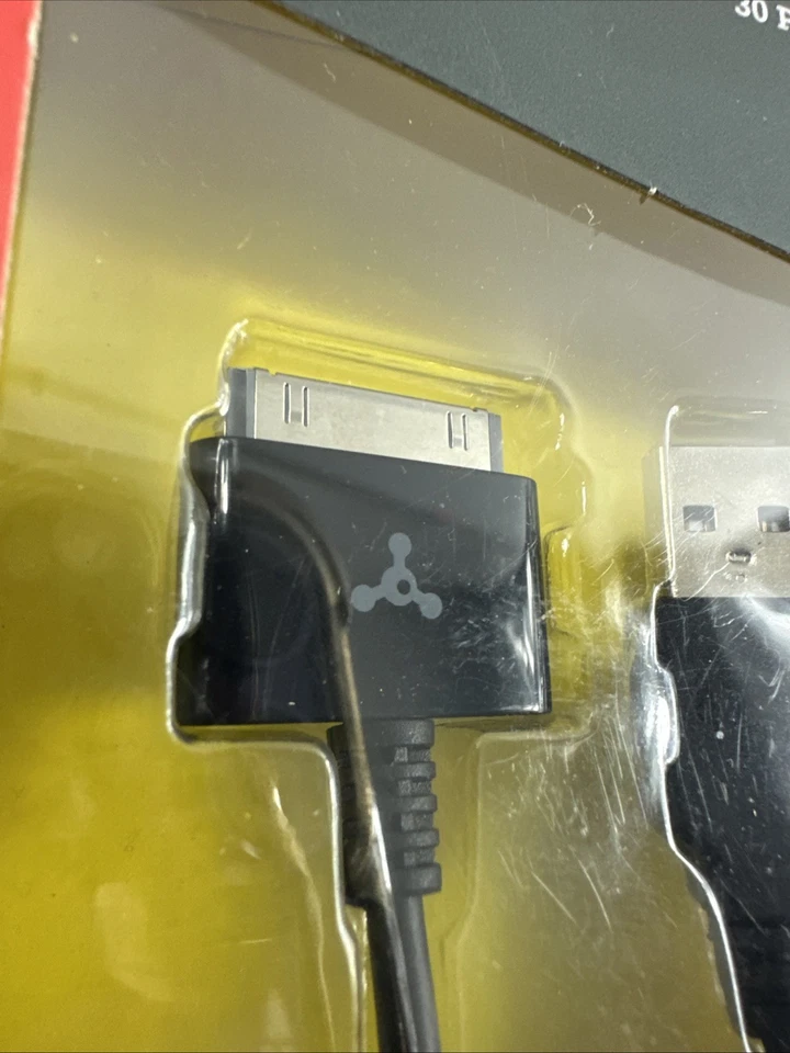 Fuse 30 Pin USB Cable for ipod, iphone, ipad 30 pin adapter - Image 2 of 4