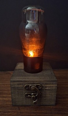 Old Vintage Radio Lighted Vacuum Tube - Novelty Night Light / LED Amp Desk Lamp