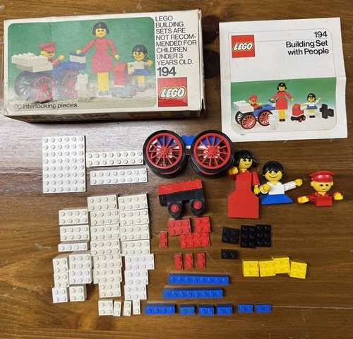 LEGO Building Set With People No. 194 VINTAGE 1976 w/ Manual & Box