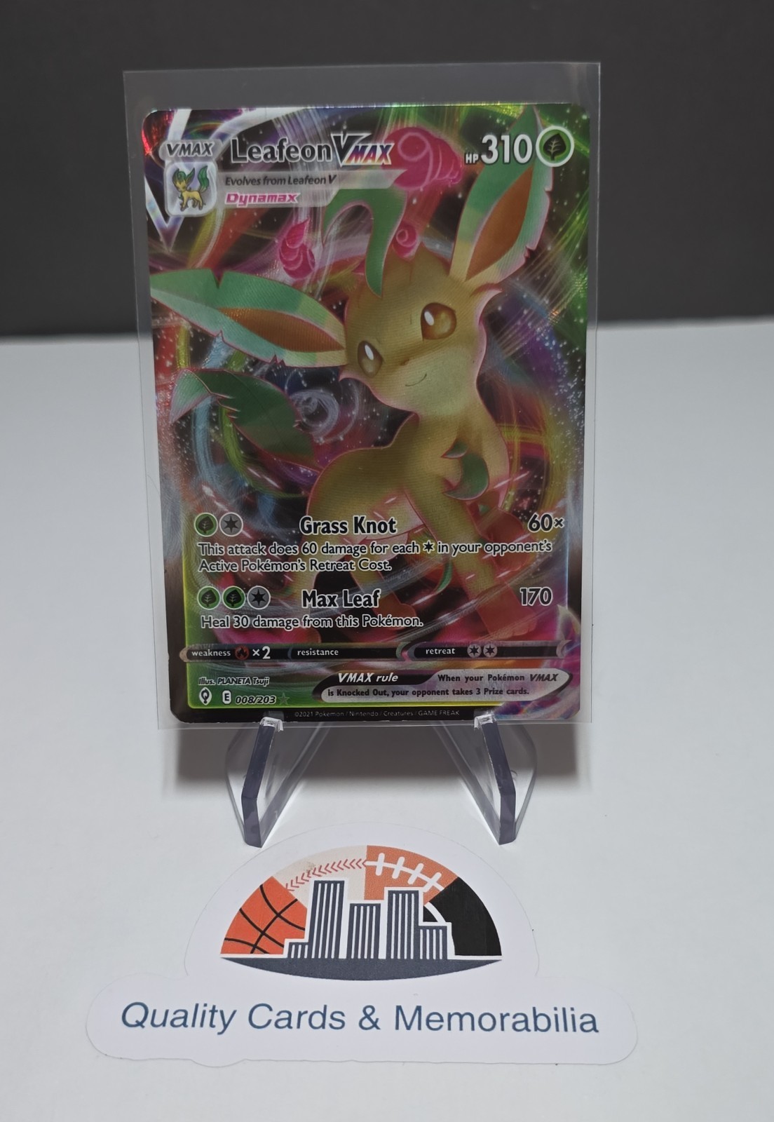 Leafeon VMAX 008/203 SWSH07: Evolving Skies Holo