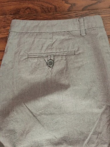 *NEW YORK & CO GRAY PLAID LONGER LENGTH WALKING SHORTS! SIZE 12 #662 - Picture 6 of 6