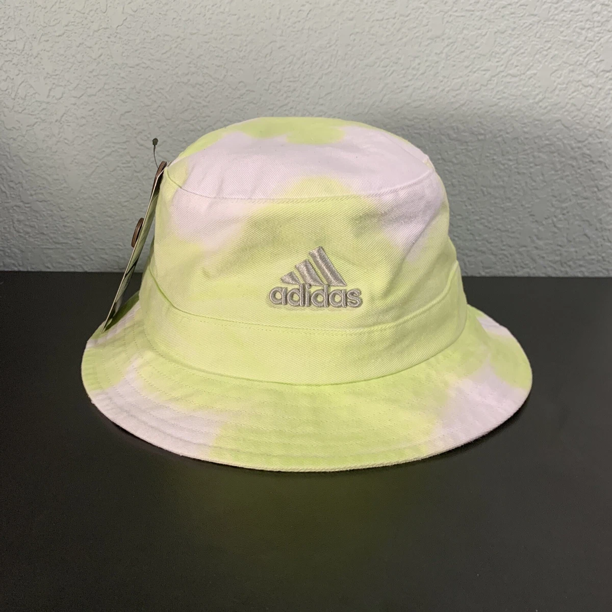 White adidas best sale bucket hat womens