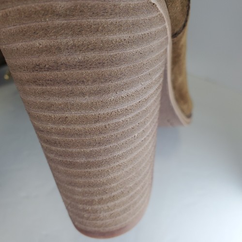 Vince Camuto NWOB Farrie Suede Perforated Booties Pumpernickle Women's 8M - Picture 11 of 17