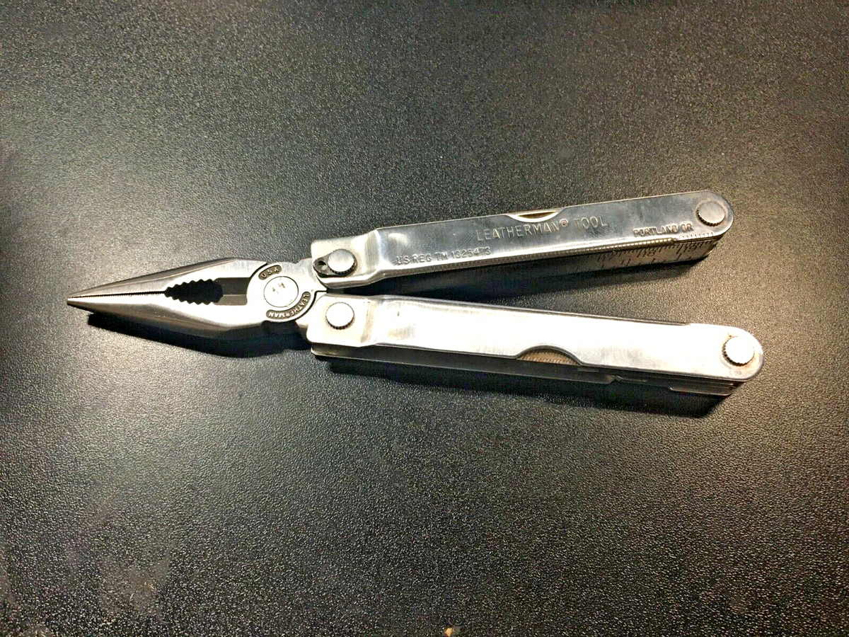 Vintage Original Leatherman TM 1325473 Multi Tool With Leather