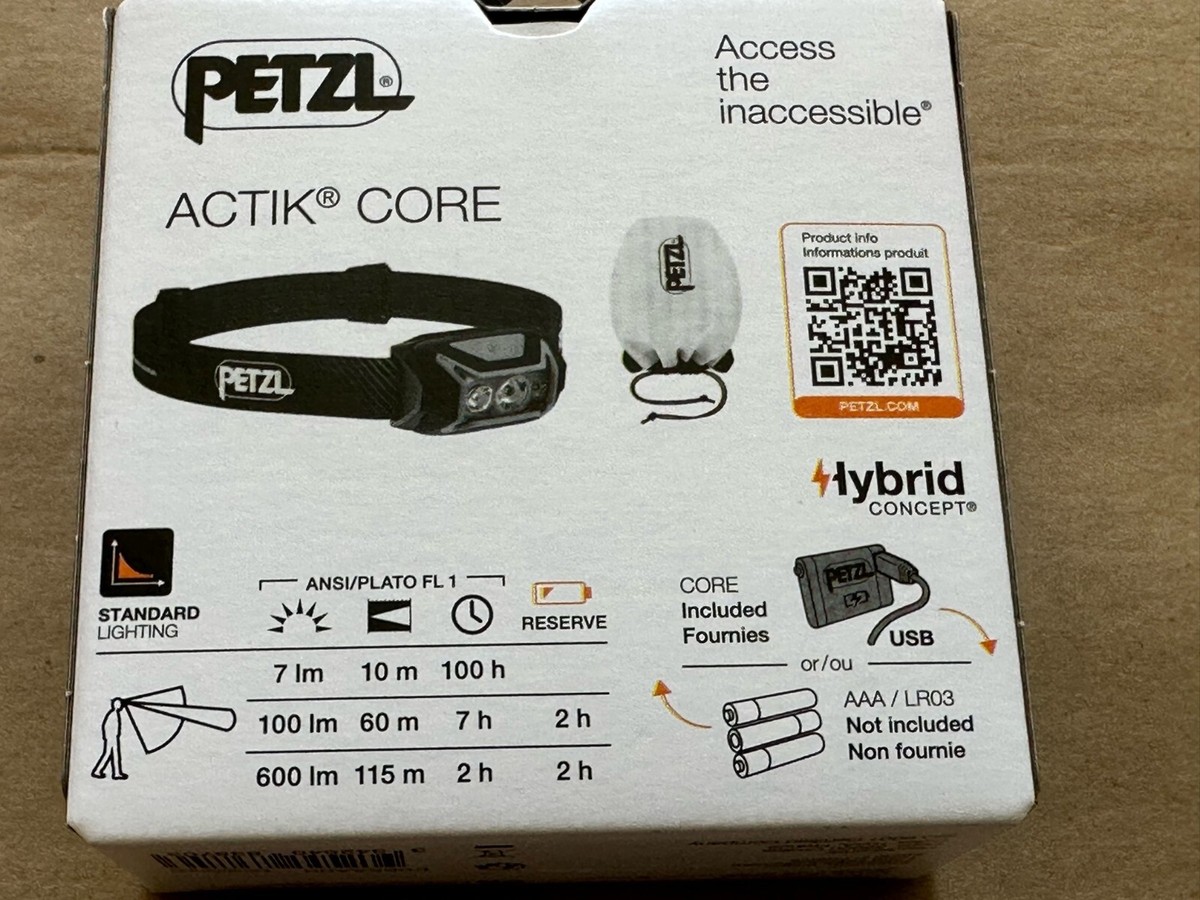 未使用品　PETZL ヘッドライト　ACTIK　CORE 600 グレー NEW PETZL ACTIK CORE 600 HEADLAMP COLOR GRAY FAST FREE