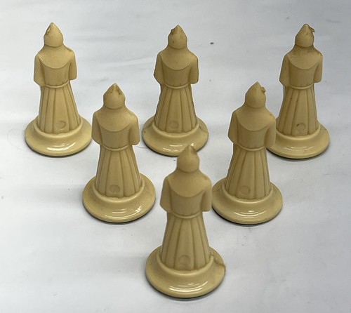 6 Vintage Kingsway Chess Figures 11th Century Replica - Ivory White Pawns 1.5” - Picture 4 of 7