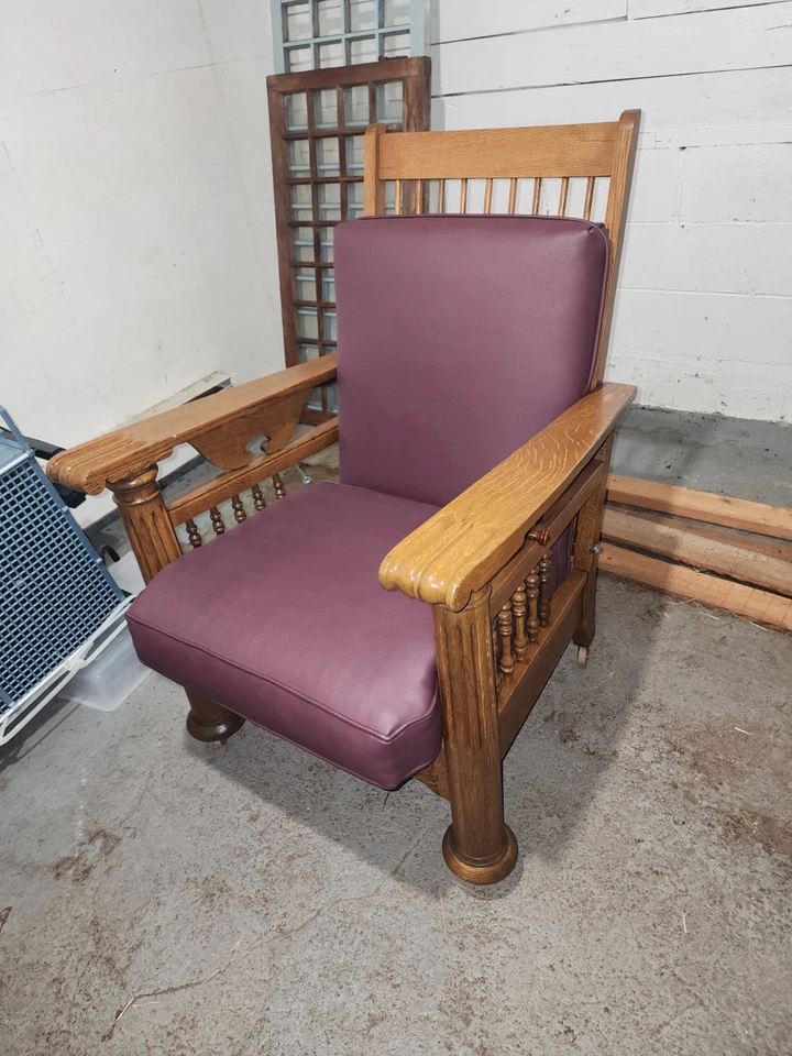 Silla reclinable antigua de roble macizo de 1890. Bellamente restaurado, y completamente... Foto 3 de 4