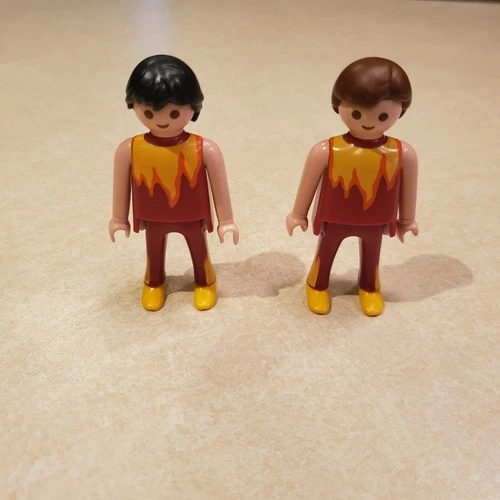 lot of 2 vintage Playmobil circus acrobat figures minor wear good joints