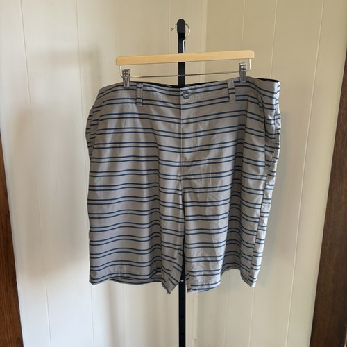 NWT Volcom Surf & Turf Mens 42x10 Gray Stripe Hybrid Chino Stretch Swim Shorts - Picture 3 of 11