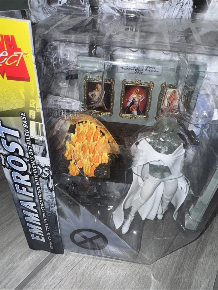 Figura de acción Diamond Select Marvel X-Men EMMA FROST White Queen VARIANTE * NUEVO Foto 2 de 3