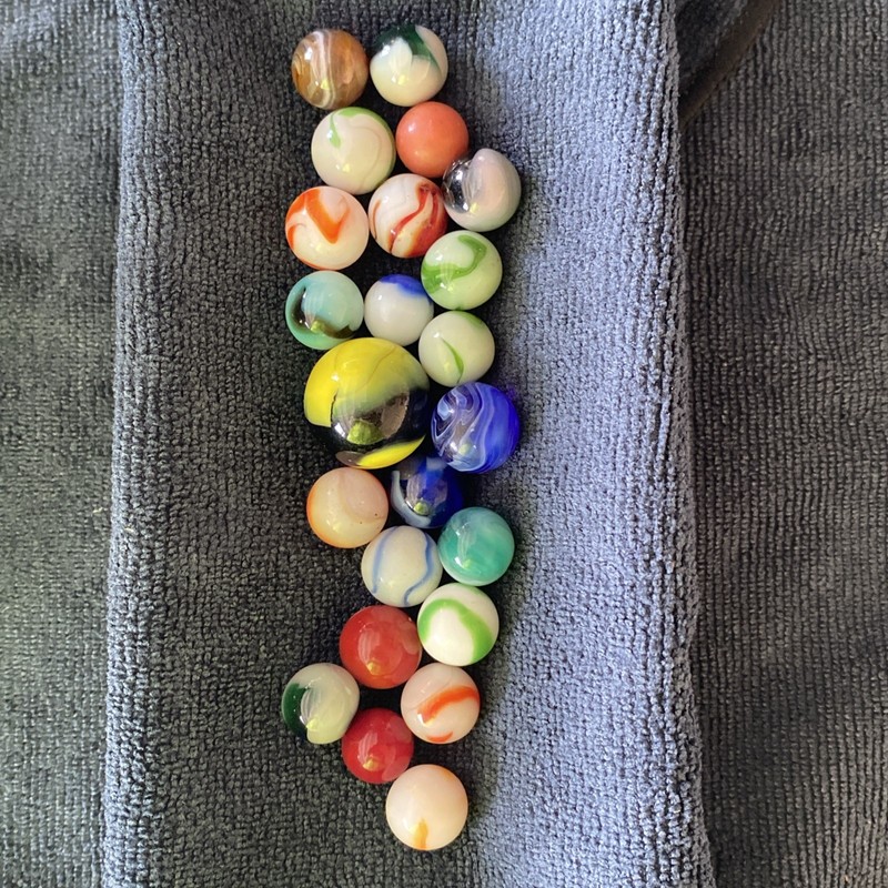ESTATE LOT MARBLES /SWIRLS/PATCHES/RIBBON/ SLAGS: B36