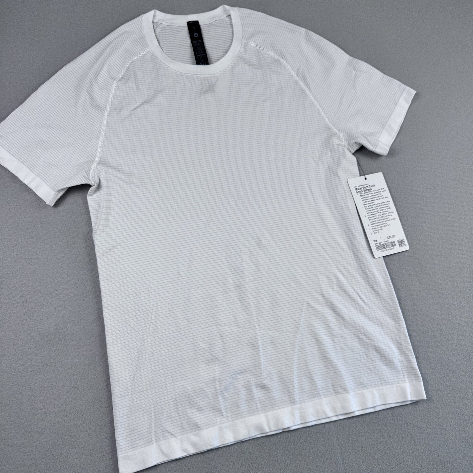 NWT Lululemon Metal Vent Tech Short Sleeve T-Shirt Men XS White Gym Performance