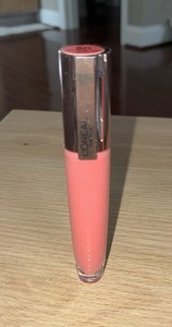 L'Oreal Paris Rouge Signature Lip Color 60 Sophisticated Rose NEW