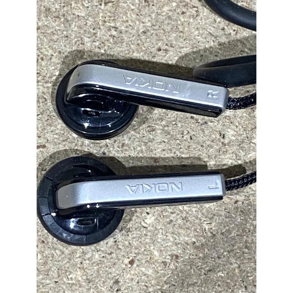 Nokia HS-82 In-Ear Handsfree Headset Black Volume Control for 6500 Classic Phone - Image 2 of 4