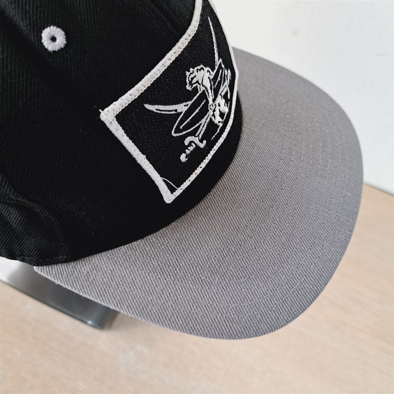 SURFBOARD/SWORD/ANIMAL PATCH ADJUSTABLE SNAPBACK … - image 10