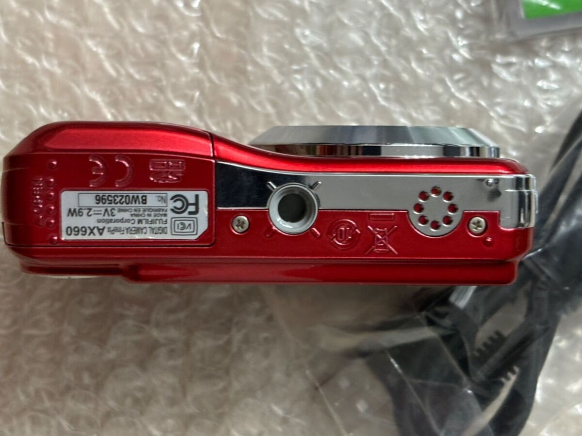 FUJIFILM Finepix AX660,RED,5x,2.7in,14MP Excellent from FUJIFILM Finepix AX660,RED,5x,2.7in,14MP Excellent from