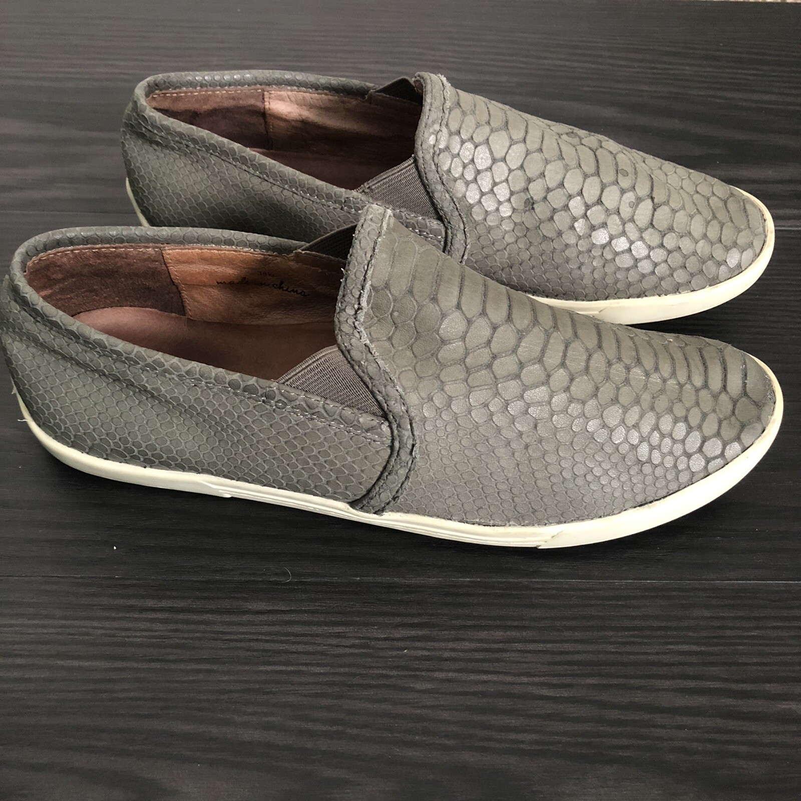 Joie Kidmore Snake Leather Slip On Flat Sneaker Size