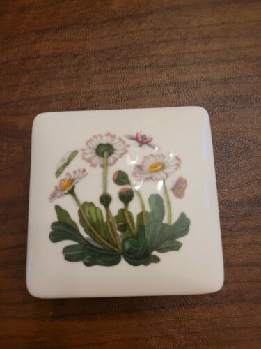 Portmeirion Botanic Garden Trinket Box with Lid Square 3.5" x 3.5" x 2" - Picture 1 of 4