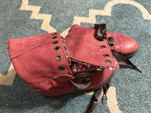 BNWB Dr Martens Women's Burgundy Floral Leather Hi-Top Combat Boots Lace Up sz 9 - Picture 7 of 17