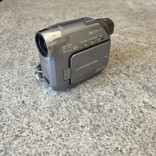 Sony Handycam DCR-HC42 MiniDV 12x Zoom NightShot Plus Wide 2.7" LCD Read
