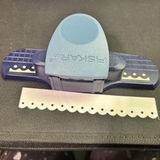 Fiskars Border Punch Scallop Dot Edge Punch   Scrapbooking Cardmaking Crafts