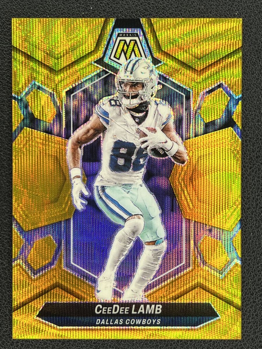 2024 Mosaic CeeDee Lamb Gold Wave Prizm #59 Cowboys 13/17