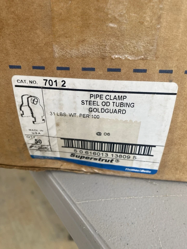 "Correas para tubos de conducto - T & B 701-2"" EMT correas Unistrut (45 piezas) - caja parcial nueva" Foto 2 de 3