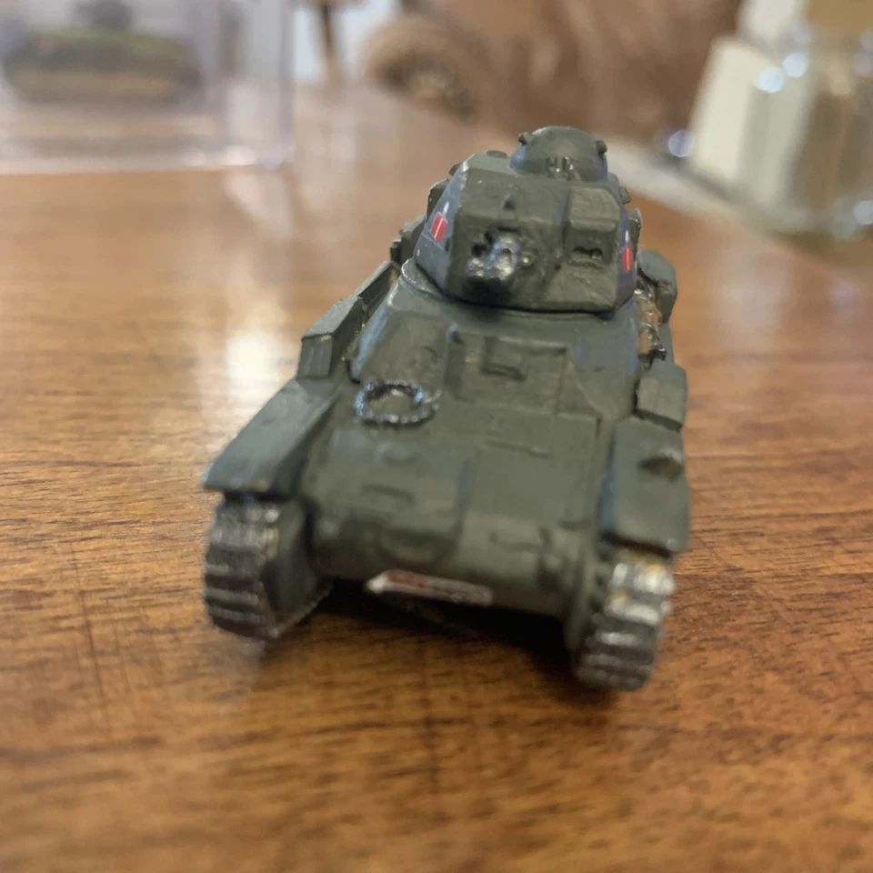 R-35 Light French Tank Metal Built 1/72 - Image 2 of 4