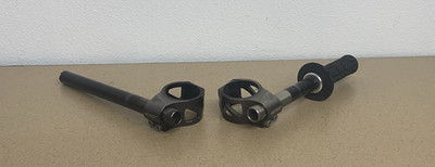DRIVEN RACING Halo Clip-On Handlebar Riser Black DHCLOR50BK