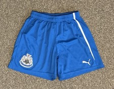 Kids Newcastle United 2010/11 Away Kit Shorts, Large, Excellent Condition