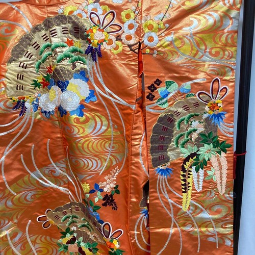 Kimonos Inc. Embroidered Uchikake Bridal Kimono Yellow Red Pure Silk Large Size - Picture 10 of 11
