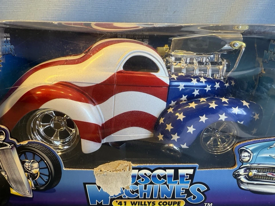 MUSCLE MACHINES - 1941 WILLYS COUPE SUPERCHARGED PRO-STREET - 1/18 DIECAST USA - Image 3 of 4