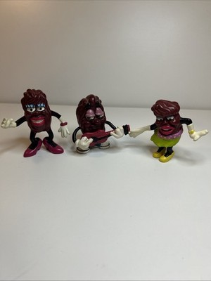 California Raisins Red Guitar & Ladies Figure Lot Loose 2.5'' PVC CALRAB Lot of 3