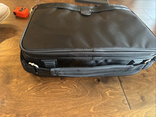 Wenger Swiss Gear Mainframe 16" Laptop Briefcase Strap Handles Business Travel - Afbeelding 19 van 19
