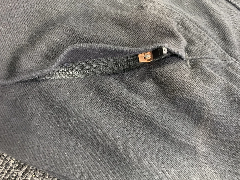 Levi's Commuter Trucker Jacket Mens Small Black Stretch Stowaway Hood - Image 4 of 4