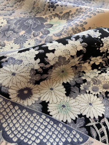 @@scraps,  Japanese kimono fabric/ silk fabric, smooth crepe, chirimen J16
