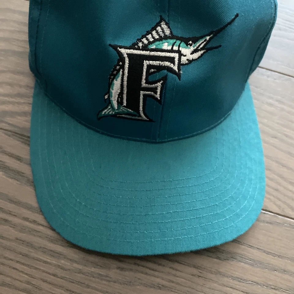Chapéu Snapback Vintage Antigo Anos 90 Florida Marlins American Needle Ajustável Excelente Estado Usado - Imagem 4 de 4