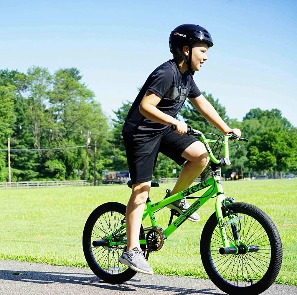 Велосипед для мальчика 14 лет. Бмх стиль. BMX чёрно зелёный. Bike boy. Romana байк.