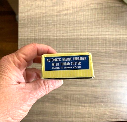 Old Thread Cutter Vintage Automatic Needle Threader with Thread Cutter in Yellow Box Hong ...