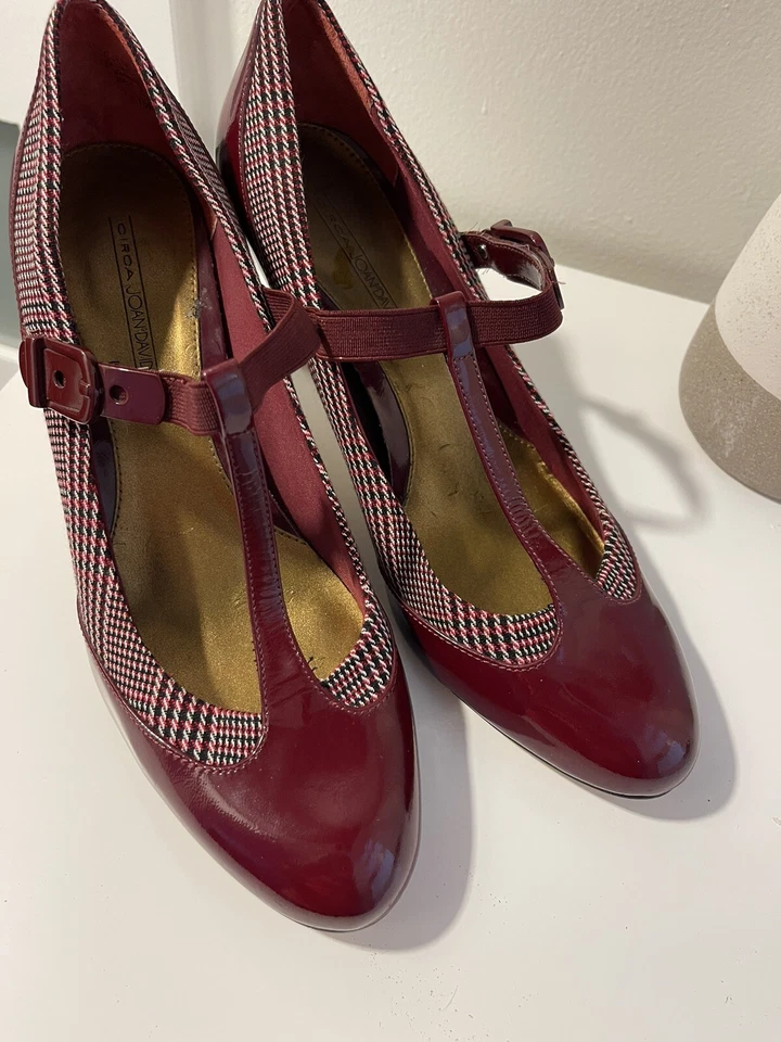 Joan & David Burgundy Two Tone Dressy Pumps - Image 2 of 4
