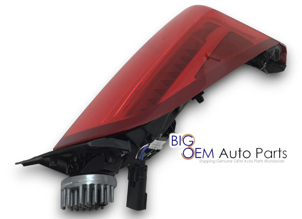 Luz trasera lateral derecha para pasajero Cadillac XTS 2013-2017 OEM 84136218 Foto 3 de 4