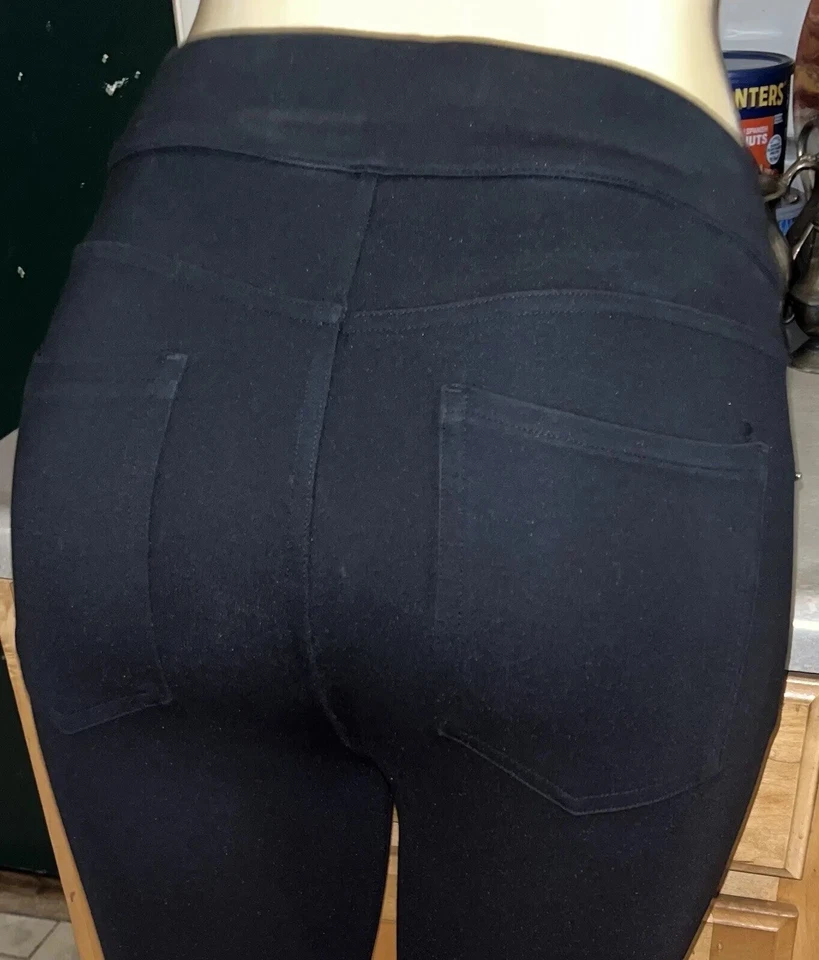 Auth $128 SPANX PONTE THE PERFECT PANTS Ankle 4-Pocket-20202R-Black-Size Small - Image 4 of 4