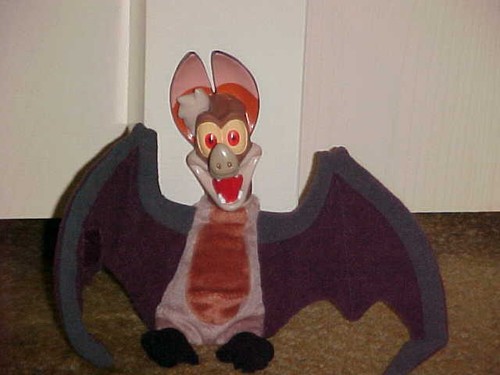 7 Zoll Koda Fledermaus Sitzsack Plüschtier von Farn Gully 1998 mit Box - Bild 1 von 3
