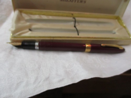 Vintage Sheaffer's Snorkel burgundy Fountain Pen 14K gold Nib Box & Instructions - Picture 4 of 5