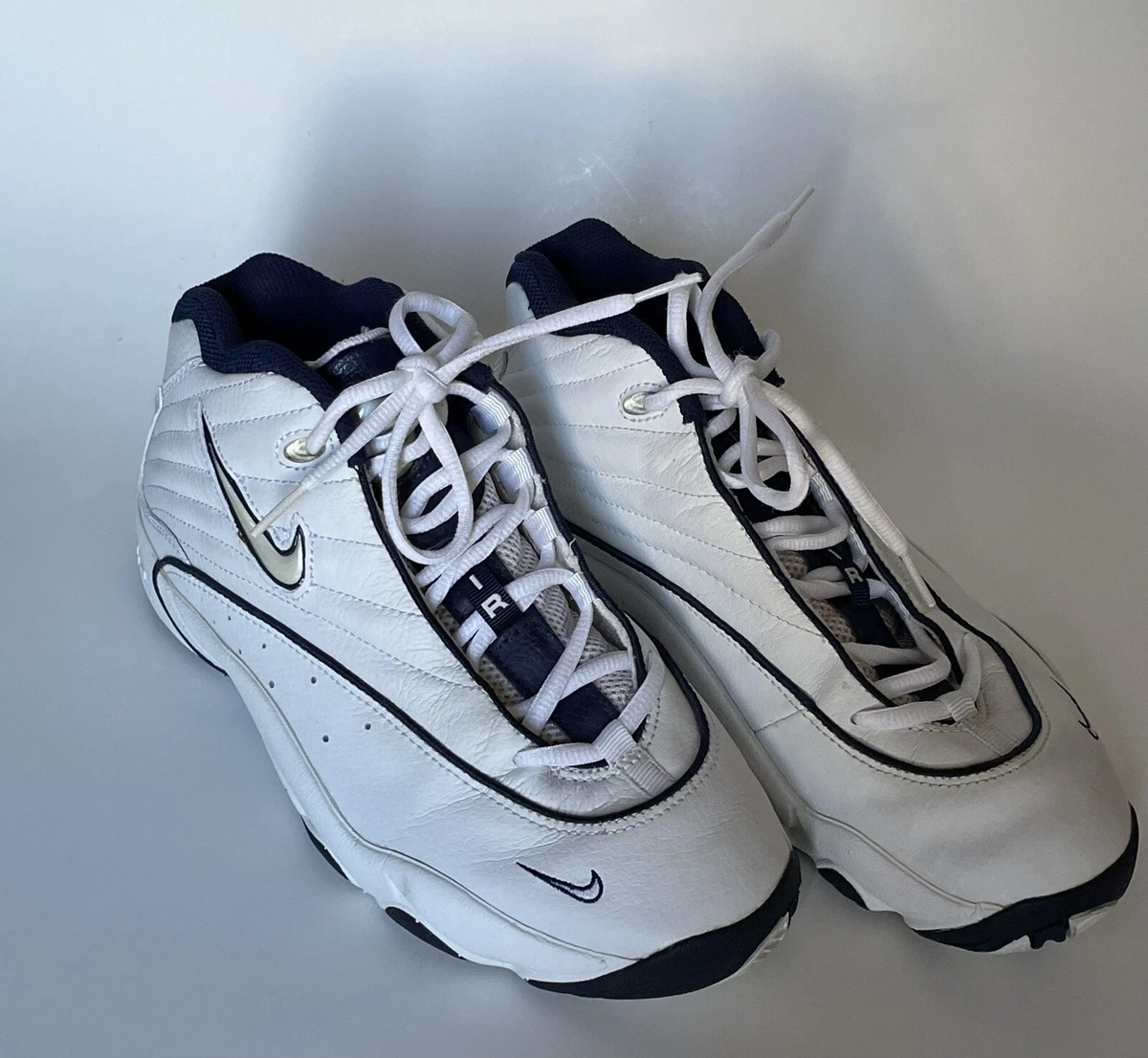 Nike flight basketball shoes outlet