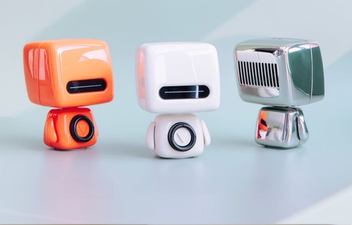Mini Portable Wireless Robot Bluetooth Speaker Tabletop Audio Decoration Gift - Picture 8 of 26
