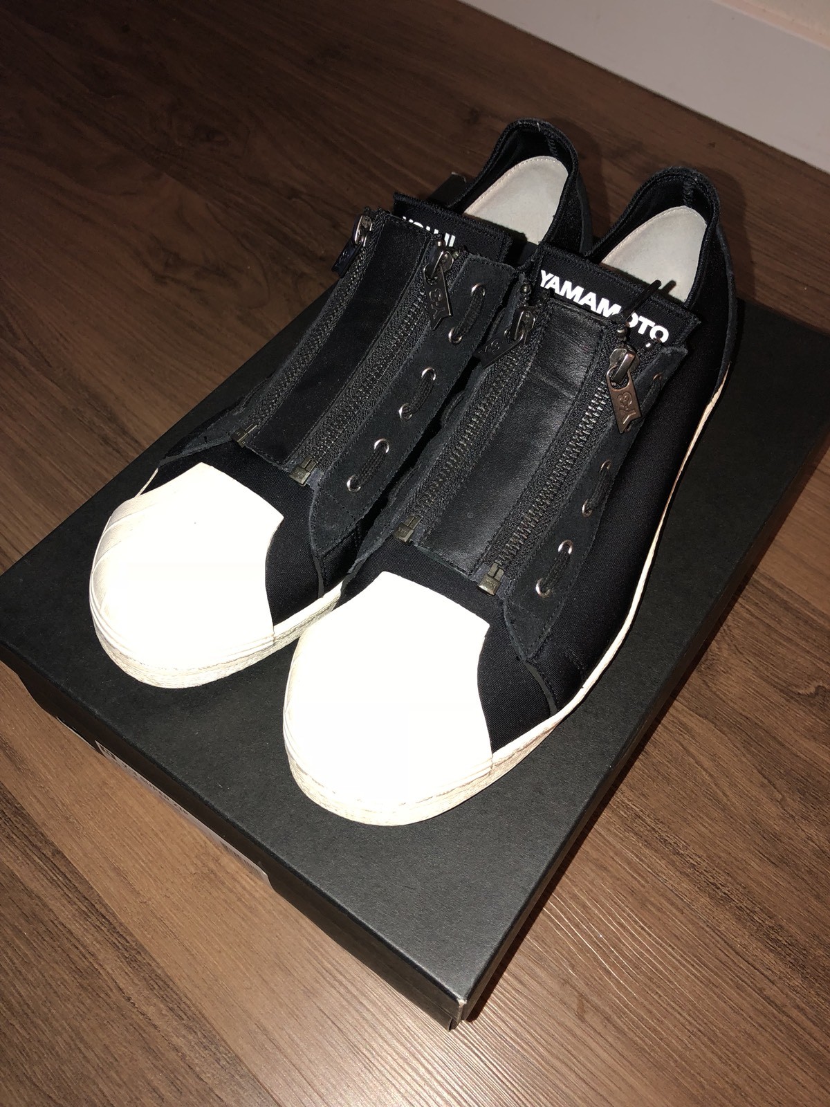 Adidas Y-3 Super Zip Shell Toe Top US Size 10 Used Adidas Y-3 Super Zip Shell Toe Top US Size 10 Used
