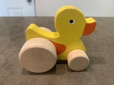 Push Along Wooden Ducks Yellow Kid  s Toy